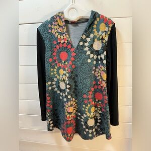 LUC FONTAINE – Colorful Pattern Hoodie Tunic (Size 12)